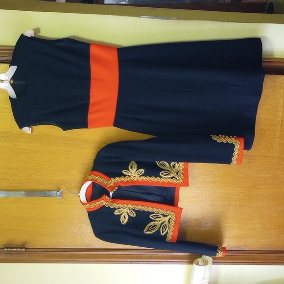 Vintage Sleeveless Dress w/ Matching Jacket. Black, Red & Gold - Picture 3 of 6